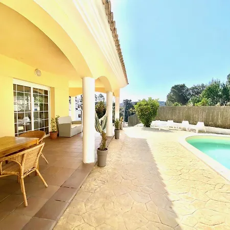 Caroline Holiday home *