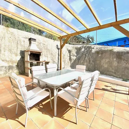 Caroline Holiday home
